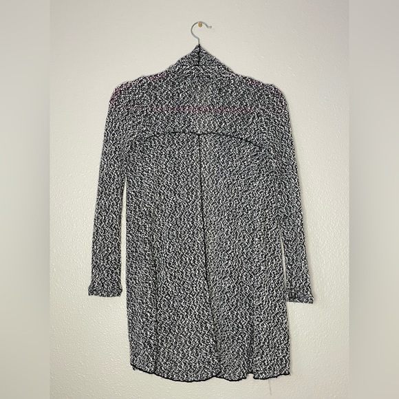 Cotton Innovation Cardigan - Picture 2 of 4